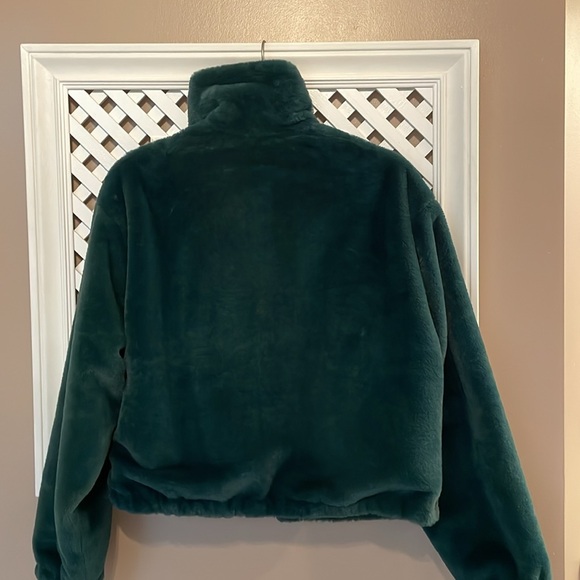 EUC green velour bomber jacket size small cozy winter wear zip up - Picture 5 of 7